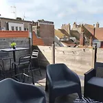 Le Jacquard Roof Top- Duplex Spacieux -hypercentre 아파트 칼라이스