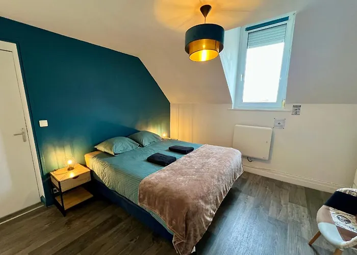 Apartment Le Jacquard Roof Top- Duplex Spacieux -hypercentre Calais